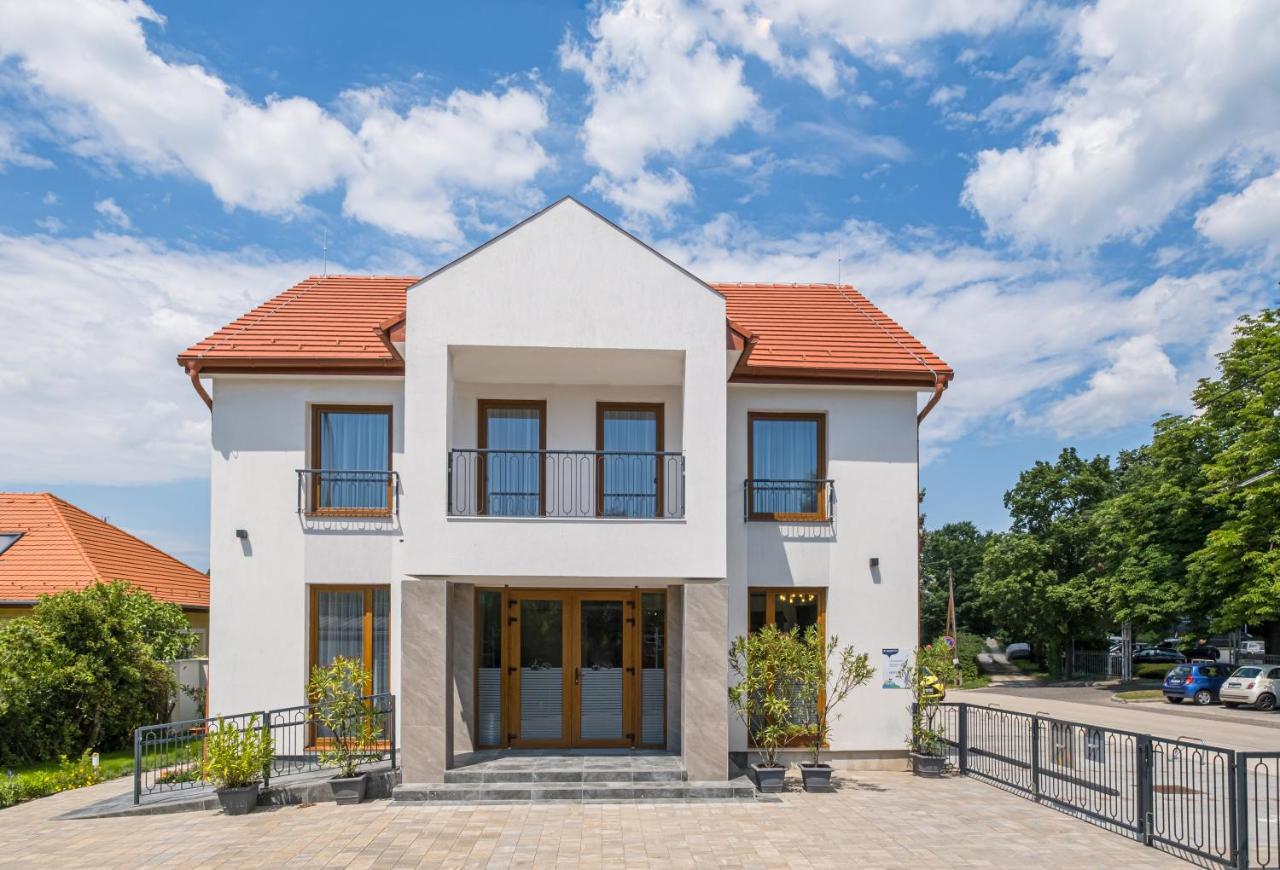 Füred Centrum Panzió Balatonfüred Exterior foto